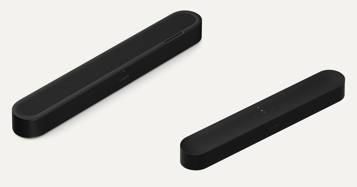 黒いサウンドバーを2本並べた製品写真。左の大きいほうがSonos Beam Ultra、右の小さいほうがSonos Beam（Gen 2）。どちらも天面に操作部と円形のロゴが付いた細長い楕円形。