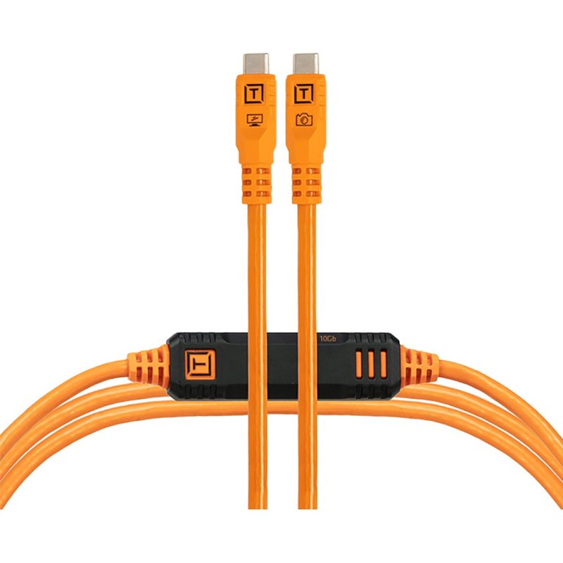 TetherPro Optima 10G のオレンジのUSB-Cケーブルとインラインの黒い箱。